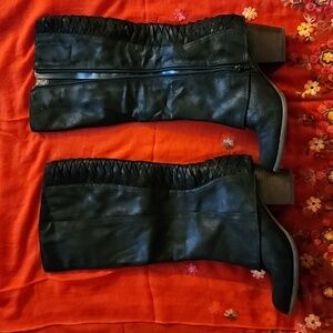 Fergalicious black boots 8.5